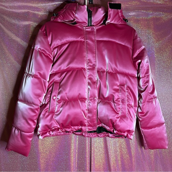 Forever 21 Rose Pink Fuchsia Metallic Quilted Puffer Crop Jacket Coat - Picture 4 of 13